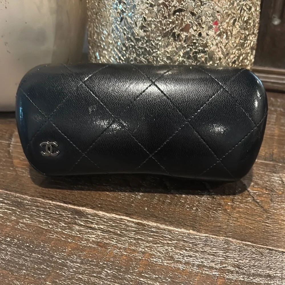 CHANEL‎ Black Quilted Leather sunglasses case